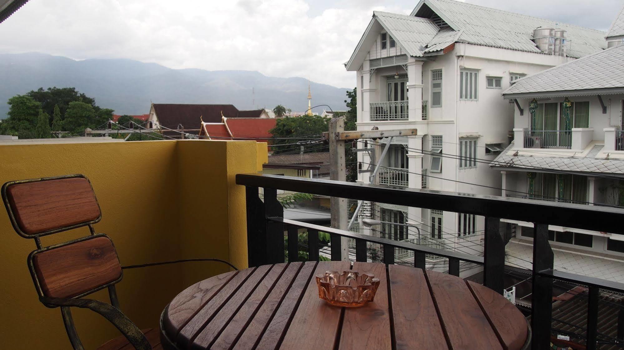 Kaldi House Hotel Chiang Mai Ngoại thất bức ảnh